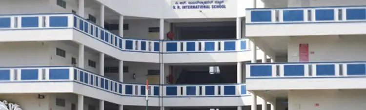 VR international School